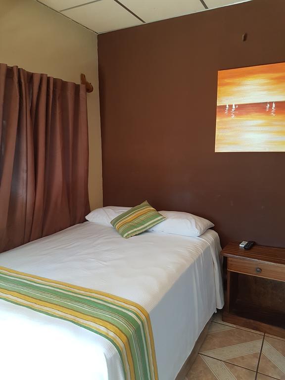 Hotel Miraflores 엘 쿠코 외부 사진